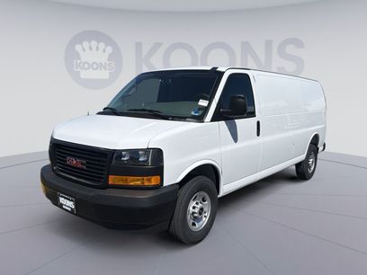 New 2026 GMC Savana 3500 Extended w/ Driver Convenience Package