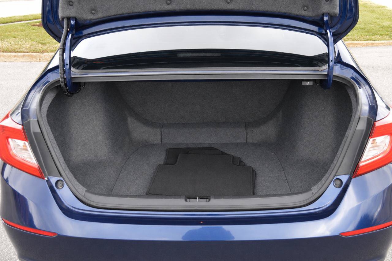 Used 2019 Honda Accord LX image 15