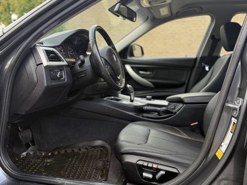 Used 2016 BMW 320i Sedan image 11