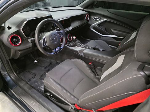 Used 2020 Chevrolet Camaro SS RWD image 19