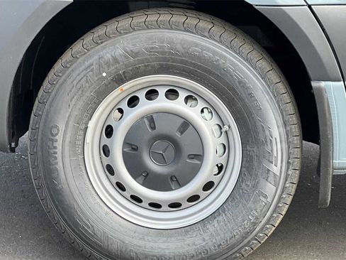 Used 2024 Mercedes-Benz Sprinter 144 Cargo image 24