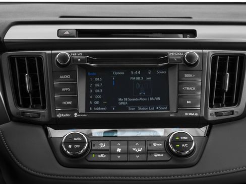 Used 2018 Toyota RAV4 XLE FWD image 11
