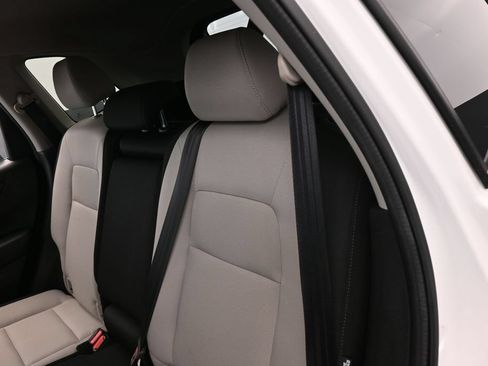 Used 2025 Honda CR-V LX image 31