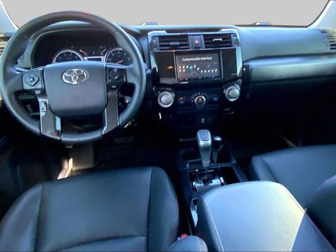 Used 2019 Toyota 4Runner TRD Off-Road Premium AWD/4WD image 16