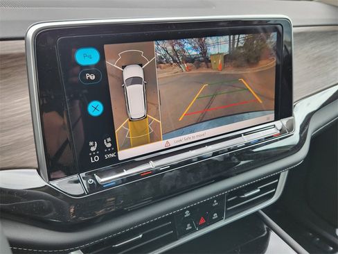 New 2025 Volkswagen Atlas SEL Premium R-Line image 12