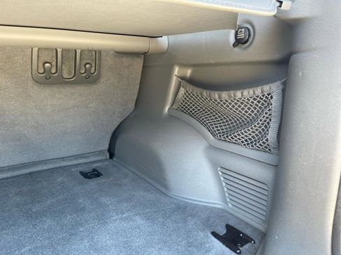 Used 2005 Jeep Liberty Limited AWD/4WD image 52