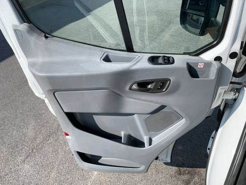 Used 2019 Ford Transit 350 156 DRW RWD image 8