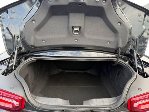 Used 2019 Chevrolet Camaro LT RWD image 18
