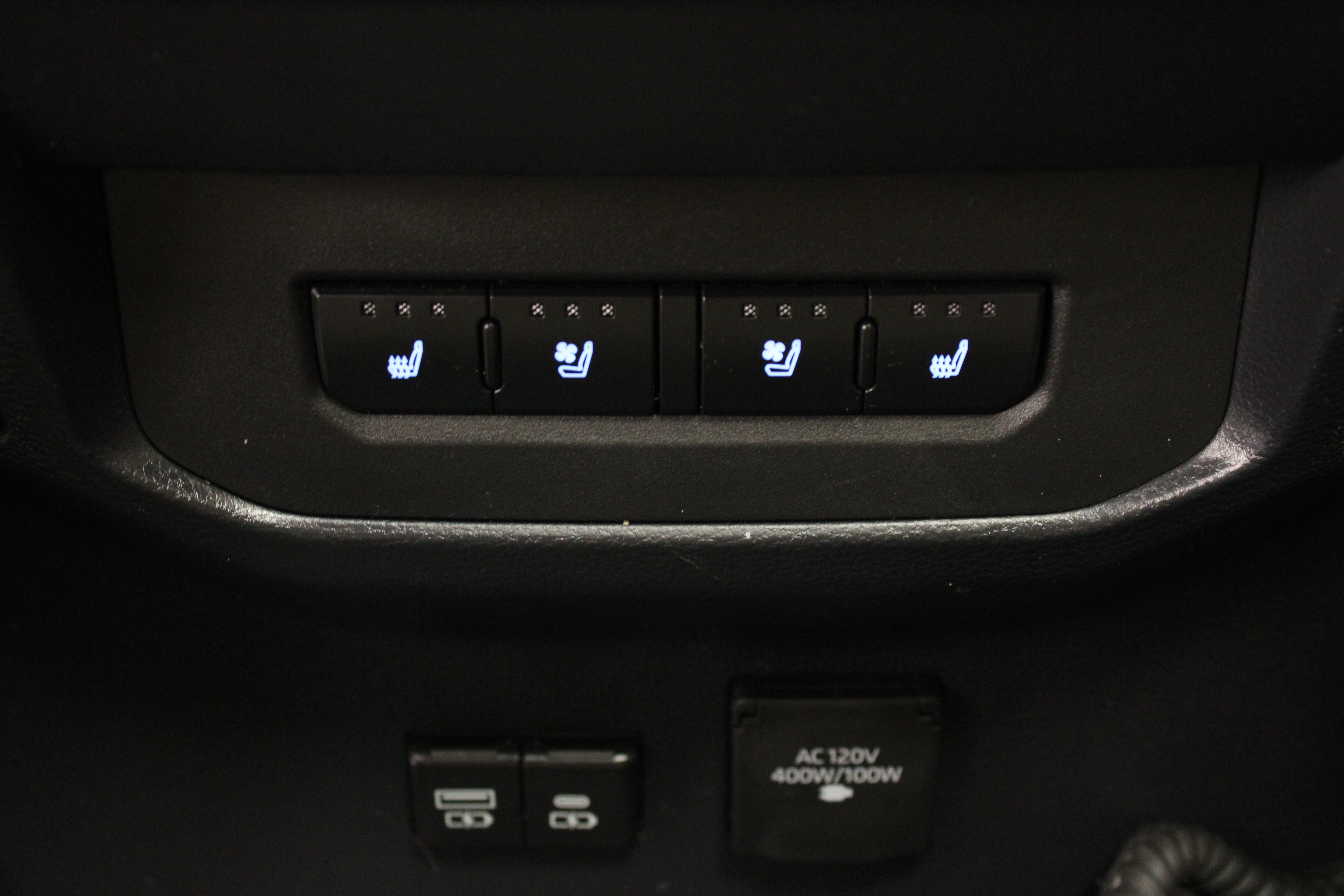 Used 2023 Toyota Tundra 1794 Edition AWD/4WD image 35