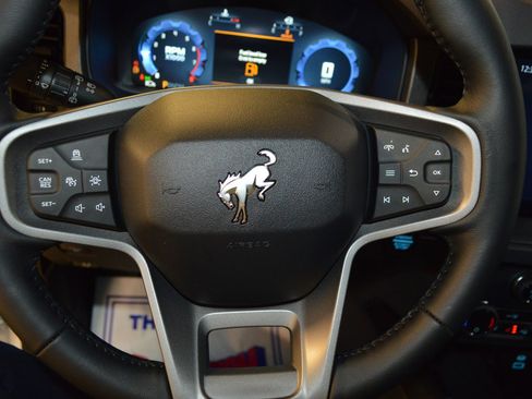 New 2025 Ford Bronco Badlands image 18