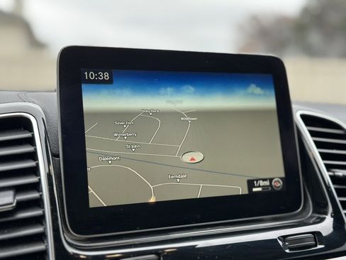 Used 2017 Mercedes-Benz GLE 43 AMG 4MATIC Coupe image 38