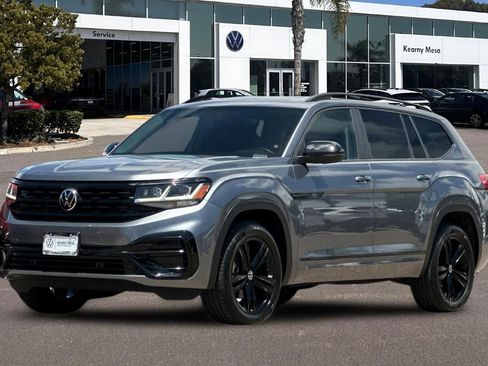 Used 2023 Volkswagen Atlas SEL R-Line AWD/4WD image 8