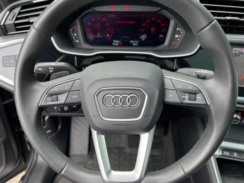 Certified 2025 Audi Q3 2.0T Premium w/ Convenience Package AWD/4WD image 17