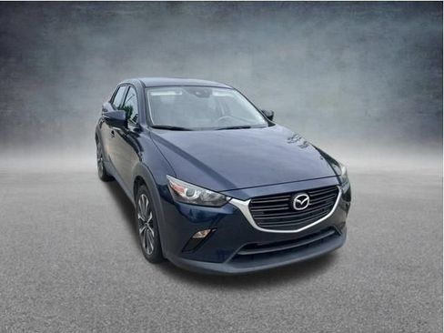 Used 2019 MAZDA CX-3 Touring FWD image 3