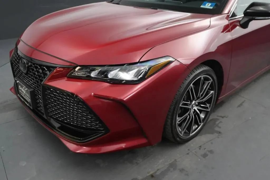 Used 2019 Toyota Avalon XSE w/ All Weather Liner Package FWD image 10