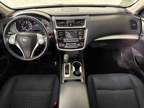 Used 2018 Nissan Altima 2.5 SV image 29