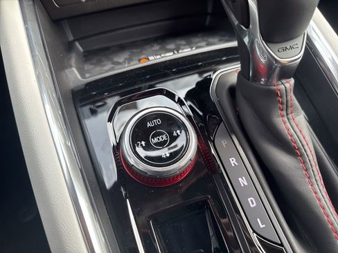 New 2026 GMC Canyon AT4X image 33