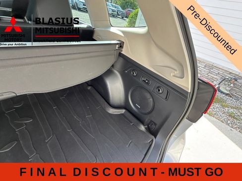 Used 2023 Subaru Forester Touring AWD/4WD image 38