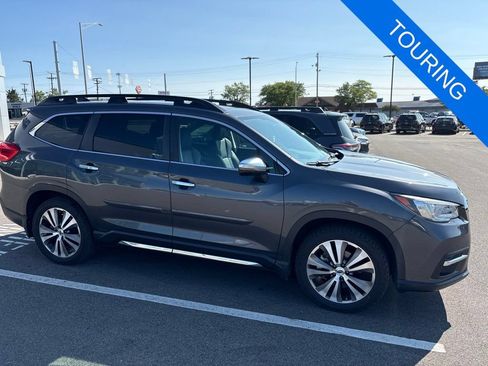Used 2022 Subaru Ascent Touring AWD/4WD image 2