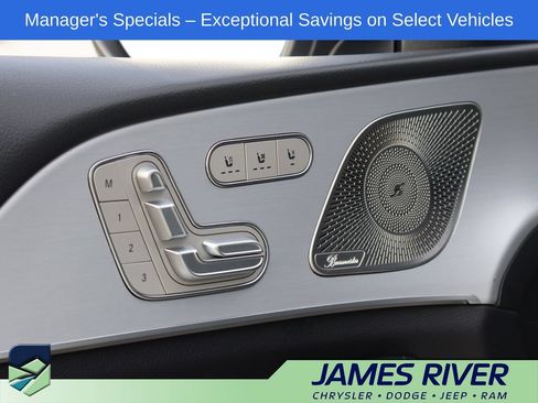 Used 2025 Mercedes-Benz GLE 350 4MATIC image 25