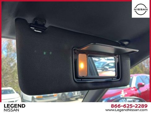 Used 2025 Honda HR-V Sport image 30