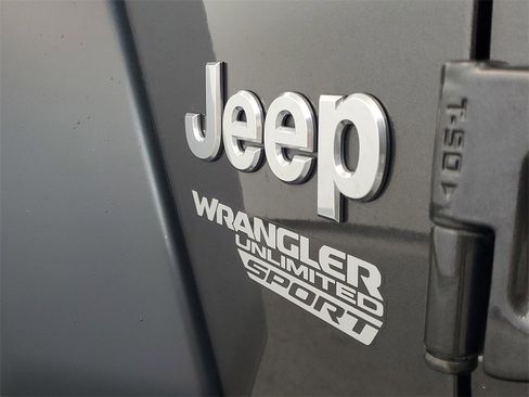 Used 2020 Jeep Wrangler Unlimited Sport S image 7