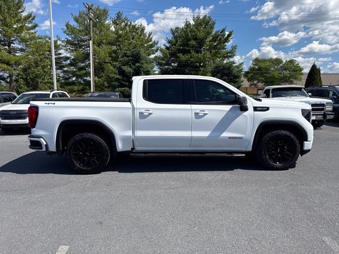 Used 2023 GMC Sierra 1500 Elevation w/ LPO, Elevation Black Package AWD/4WD image 30
