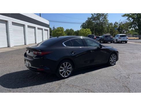 Used 2023 MAZDA MAZDA3 s image 3