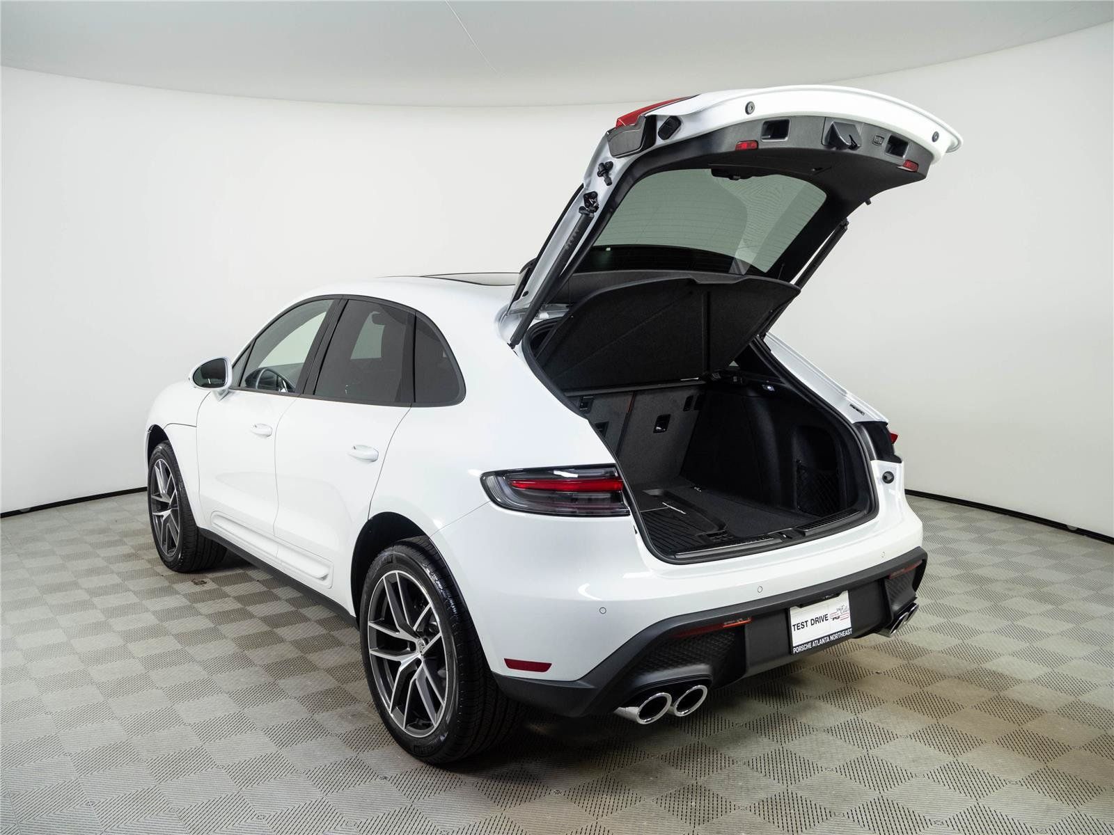 New 2026 Porsche Macan Turbo AWD/4WD image 33