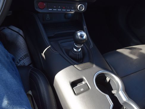 Used 2024 Ford Mustang GT Premium image 14