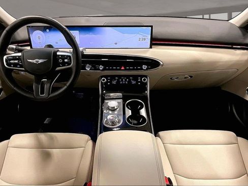 Used 2026 Genesis GV70 2.5T AWD/4WD image 7