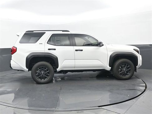 New 2026 Toyota 4Runner SR5 image 2