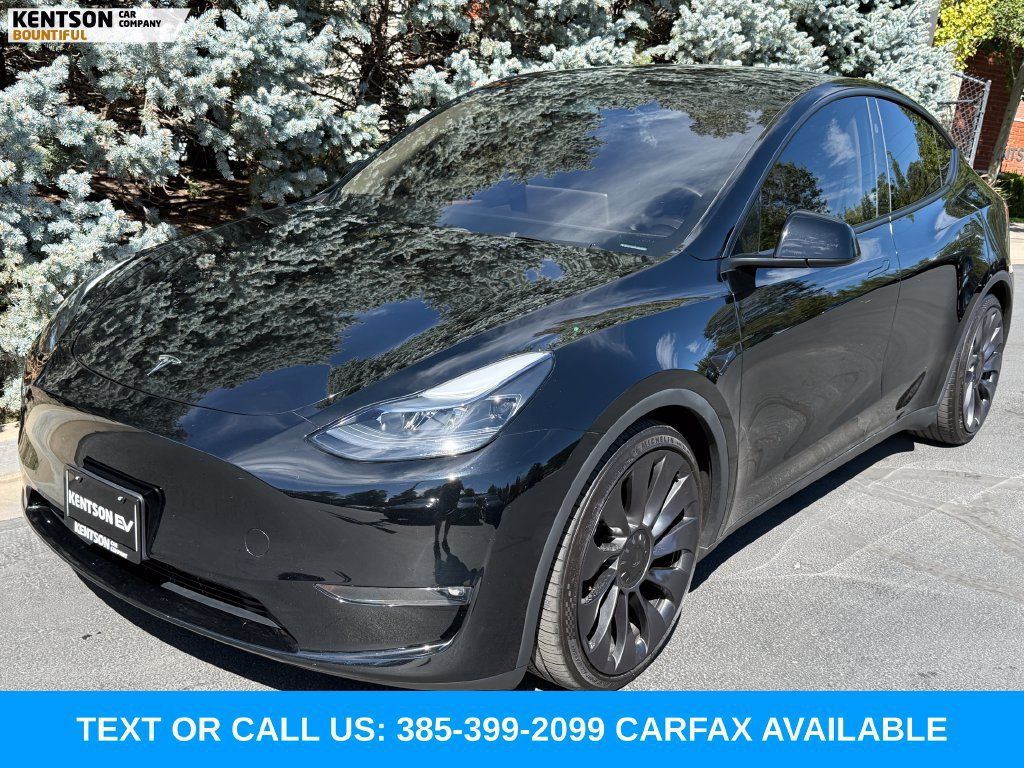 Used 2024 Tesla Model Y Performance AWD/4WD image 3