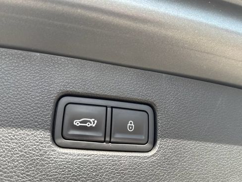 Used 2024 Genesis GV80 2.5T AWD/4WD image 47