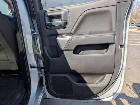 Used 2017 Chevrolet Silverado 1500 LT w/ Redline Edition image 18