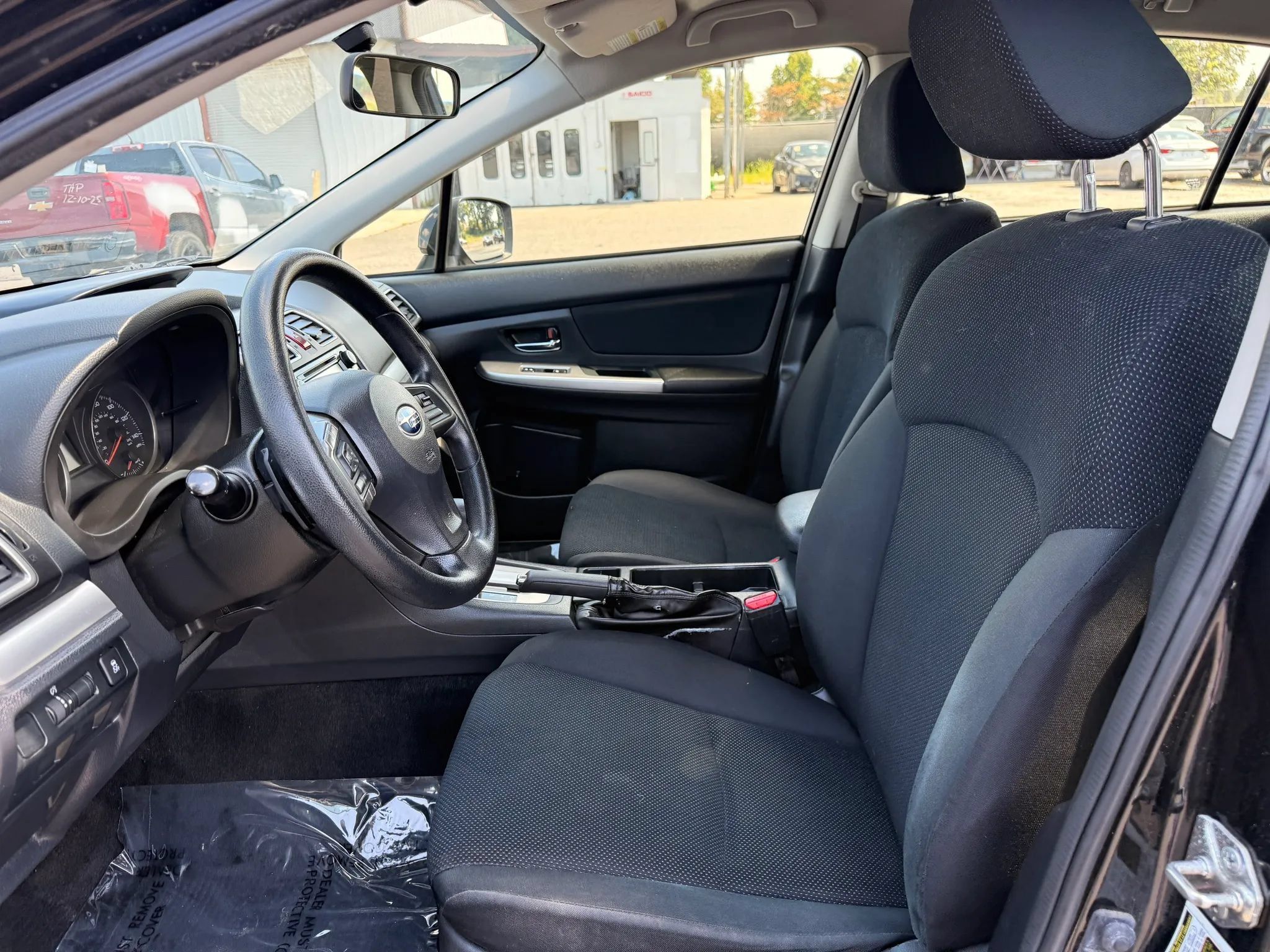 Used 2015 Subaru Impreza 2.0i Premium AWD/4WD image 2