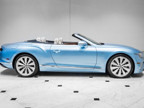 New 2026 Bentley Continental GTC AWD/4WD image 5