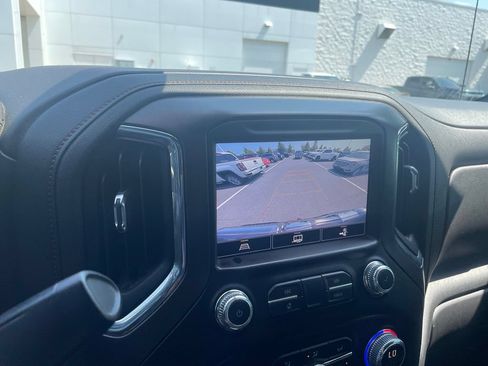 Used 2021 GMC Sierra 1500 AT4 AWD/4WD image 16