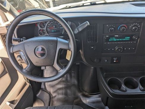 Used 2019 GMC Savana 2500 w/ Driver Convenience Package image 9