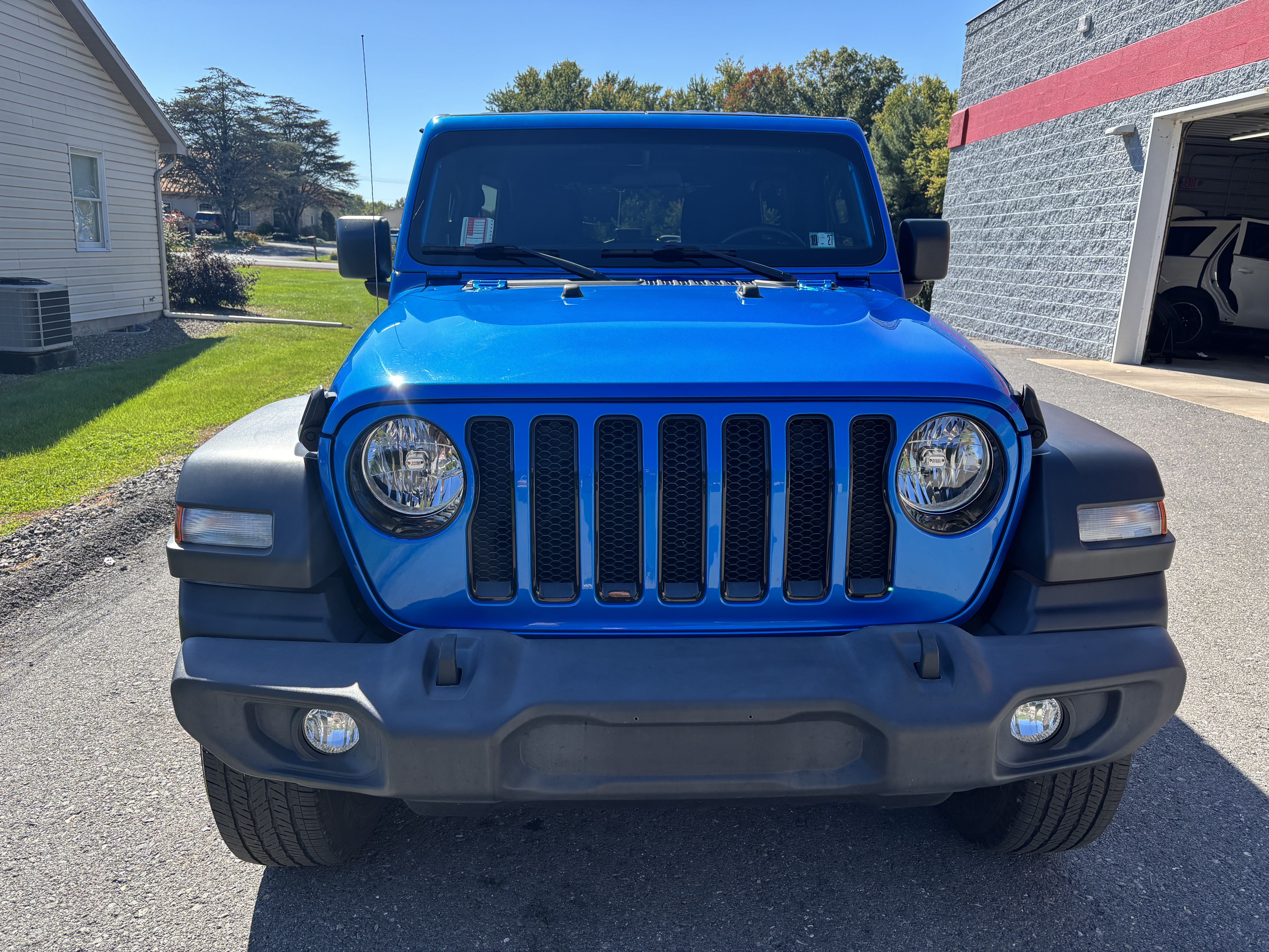 Used 2021 Jeep Wrangler Unlimited Sport w/ Dual Top Group AWD/4WD image 9