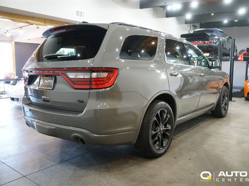 Used 2025 Dodge Durango R/T w/ Blacktop Package image 6