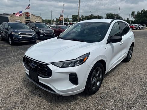 Used 2023 Ford Escape ST-Line w/ Equipment Group 301A FWD image 3