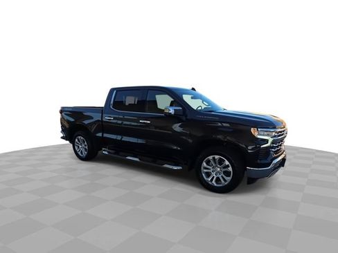 Used 2023 Chevrolet Silverado 1500 LTZ w/ LTZ Convenience Package II AWD/4WD image 2