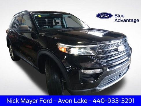 Certified 2023 Ford Explorer XLT w/ Equipment Group 202A AWD/4WD image 1