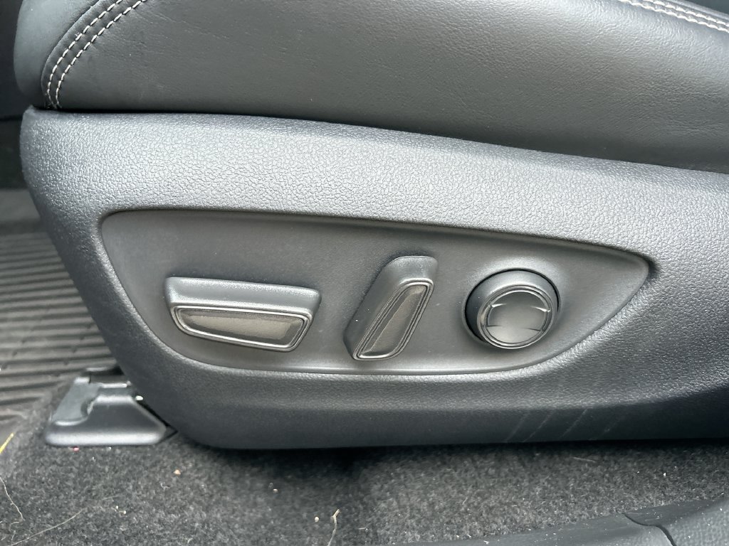 Used 2024 Toyota RAV4 XLE Premium FWD image 12