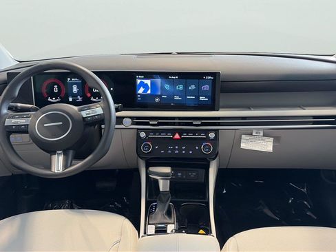 Certified 2025 Hyundai Tucson SEL AWD/4WD image 11