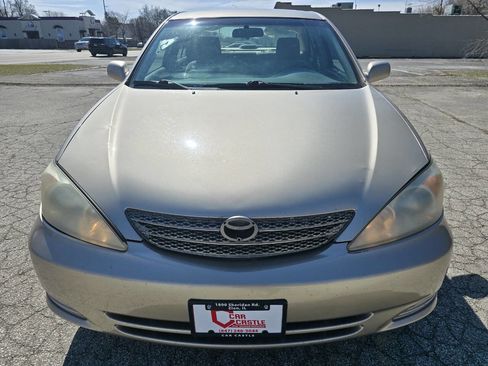 Used 2003 Toyota Camry LE image 2