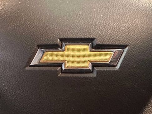 Used 2023 Chevrolet Equinox LT FWD image 24