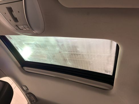 Used 2012 INFINITI M37 x w/ Premium Pkg image 15