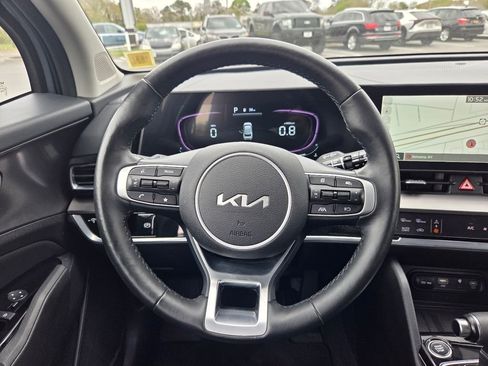 Used 2023 Kia Sportage EX AWD/4WD image 14